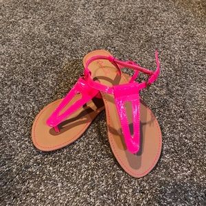 NWT. Pretty sandals